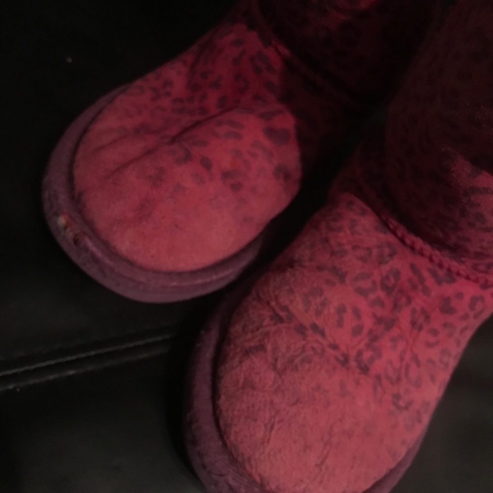 UGGS PINK - Picture 3 of 6